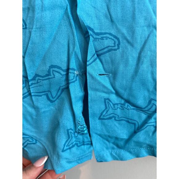 NWOT Chubbies Prey At The Bay Hammerhead Shark Button Down Shirt Blue Size M - Picture 3 of 5